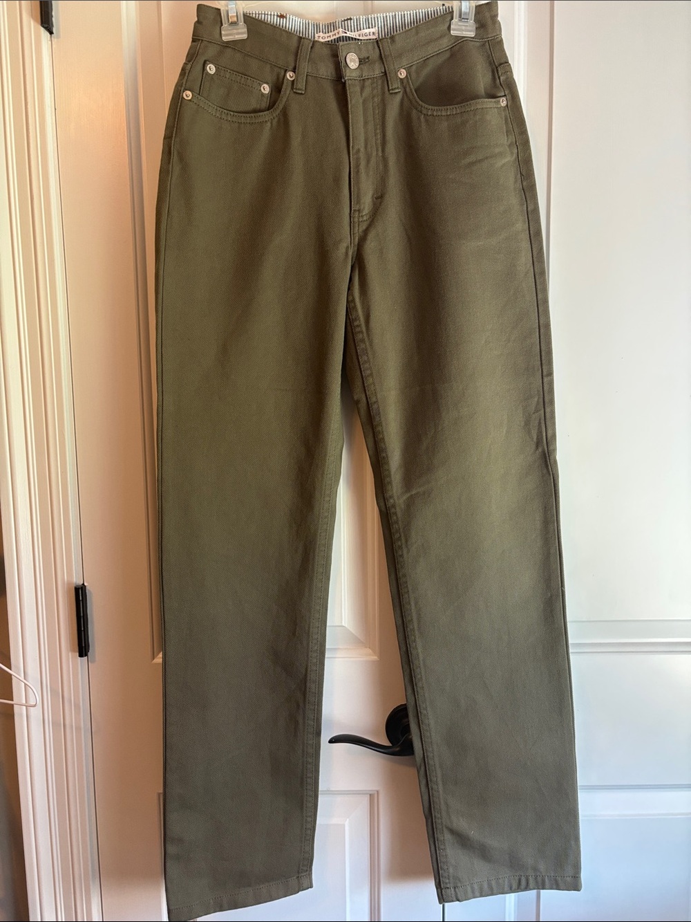 Tommy Hilfiger Women’s Size 6 Olive Green NWT Highwaisted Jeans